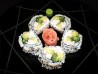 Futomaki :  Crevette + concombre + avocat + cheese